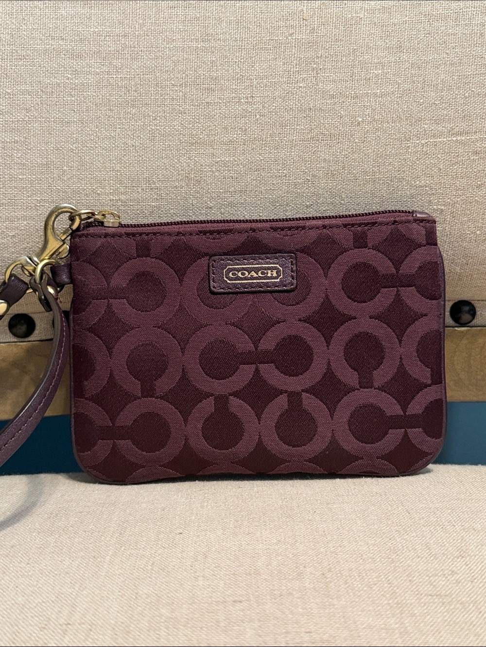 Coach Taylor Op Art Signature Small Wristlet in Burgundy (Style Number: F50423).
